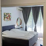 Central Apartments וליקו טורנובו