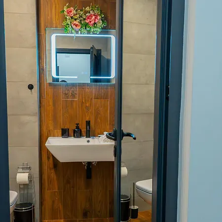 Central Apartments 아파트